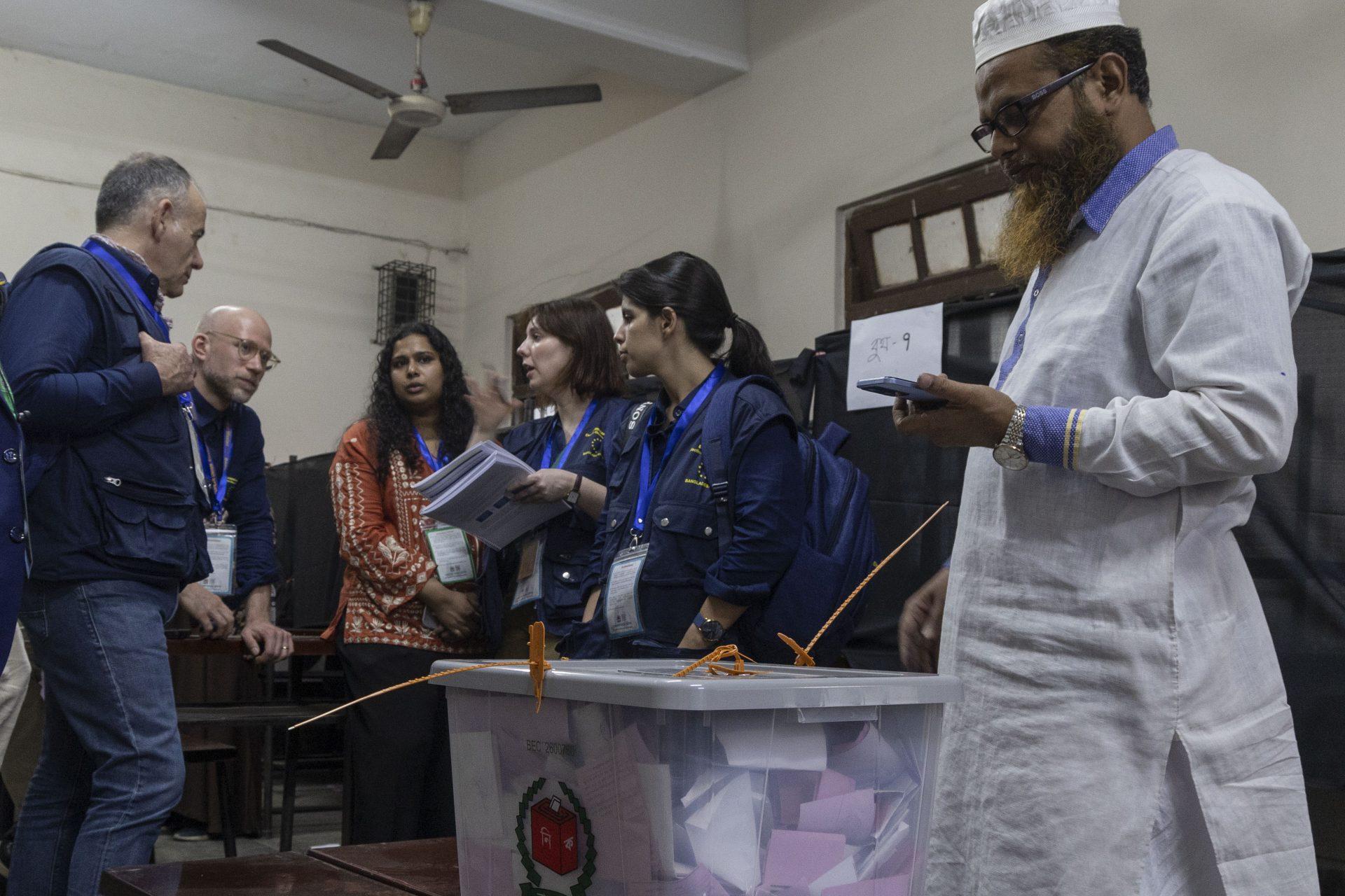 Unofficial election results in Bangladesh give BNP the lead: report