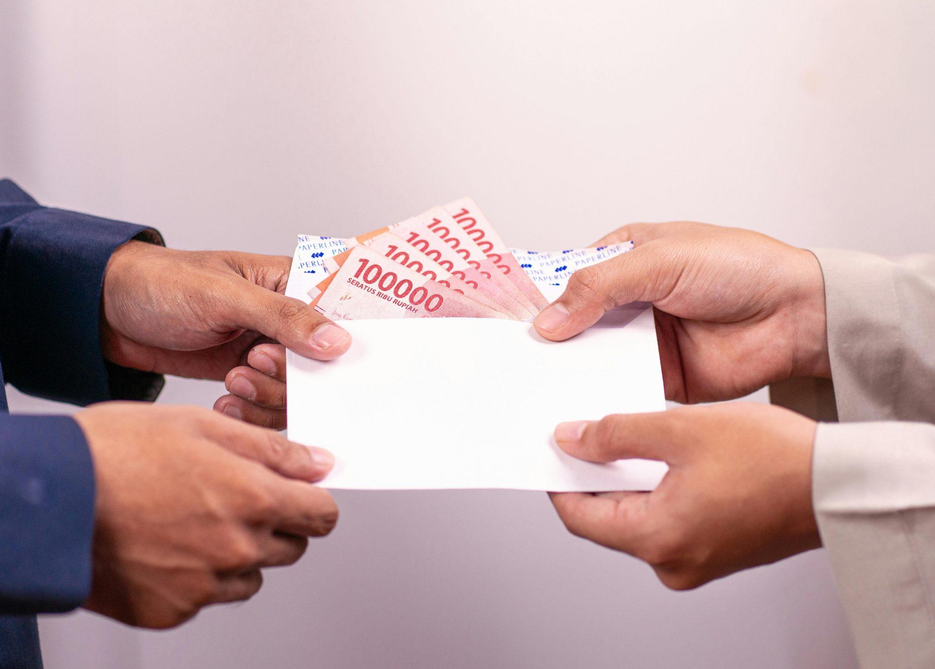 Bangladesh conference examines zakat role in poverty reduction