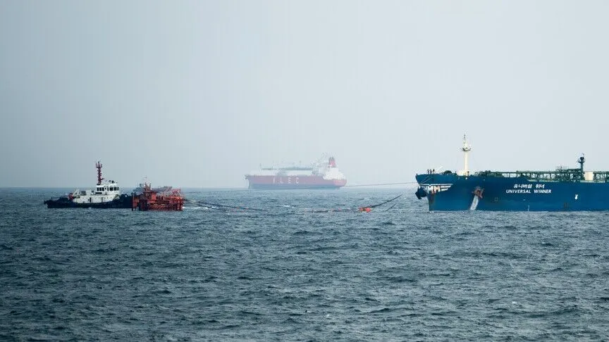 US strikes on Iranian tankers deepen Gulf shipping crisis
